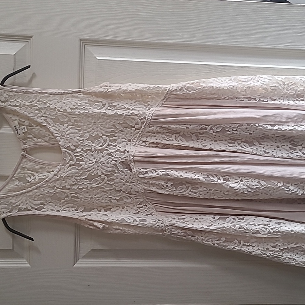 Umgee lace top with lining
